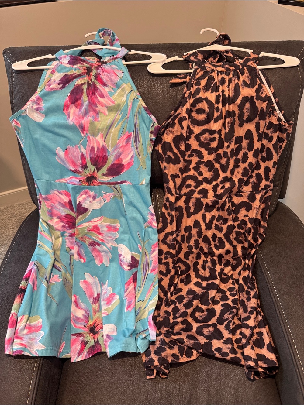 Set of 2 Women’s Dresses